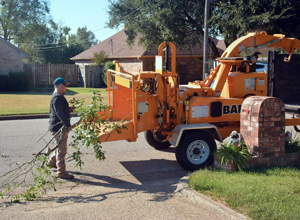 Cleveland Landscape Pro | Cleveland Landscaping & Lawn Care Services